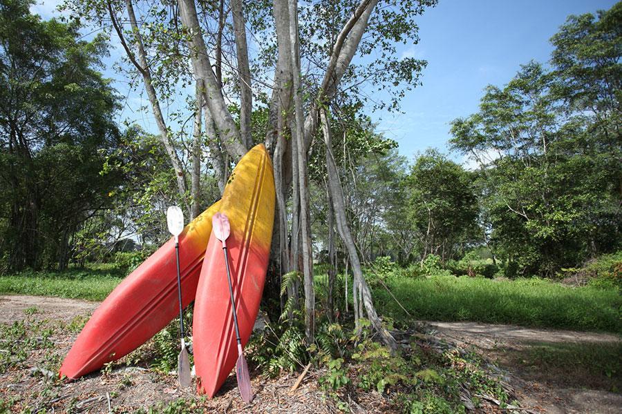 Amverton Cove Golf & Island Resort Banting  Esterno foto