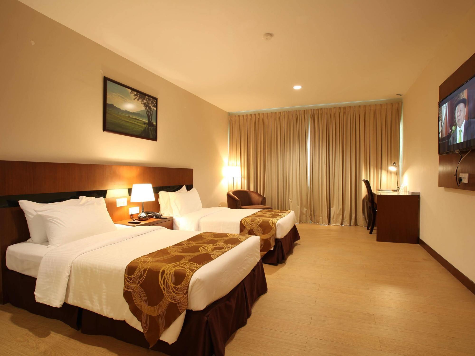 Amverton Cove Golf & Island Resort Banting  Esterno foto